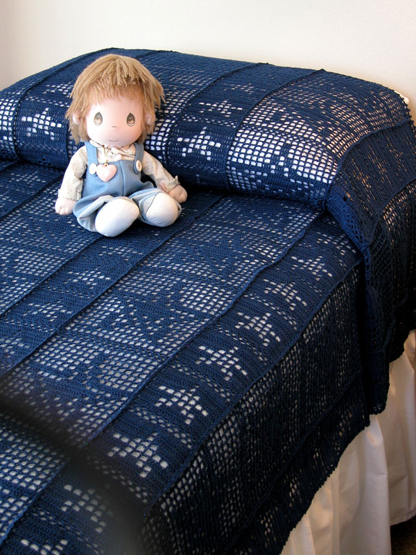 filet crochet twin coverlet with stars