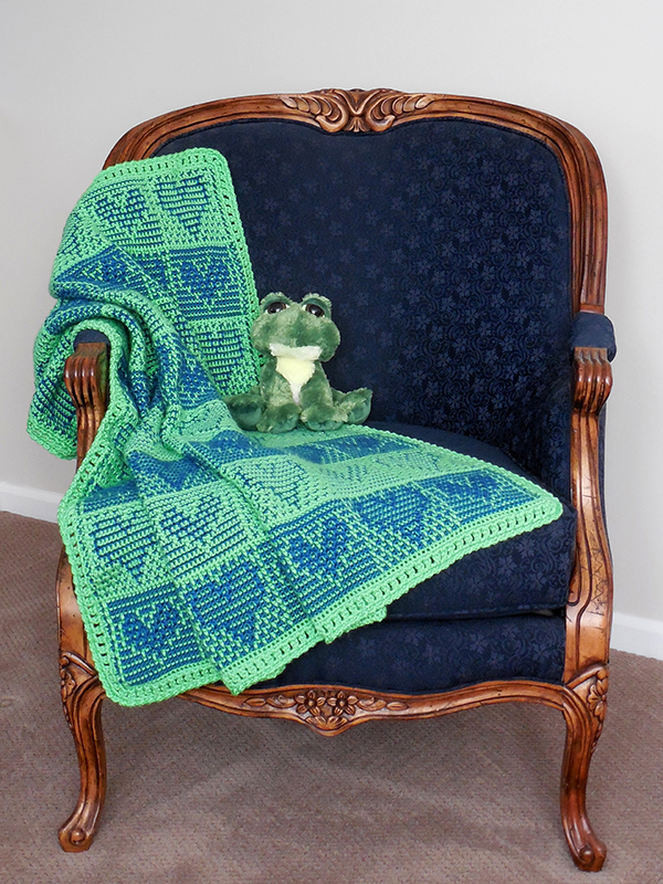 reversible crochet baby afghan with hearts